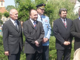 Asi někde v pralese, 2005